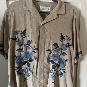 Abercrombie and Fitch Linen Embroidered Camp Collar Shirt